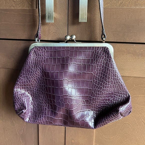 Vintage Nine West, Purple Croc Embossed Purse - Picture 5 of 5